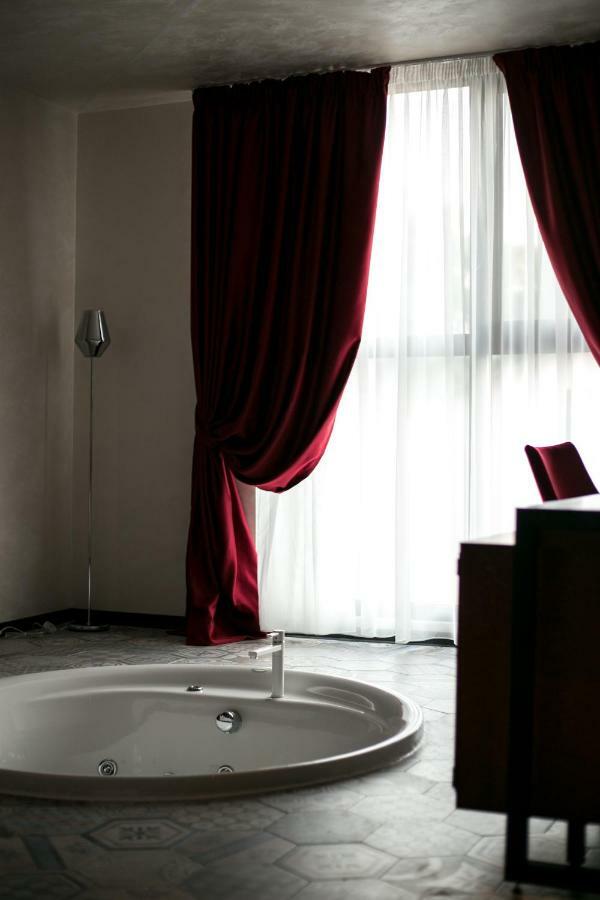 Flow Beograd Bagian luar foto